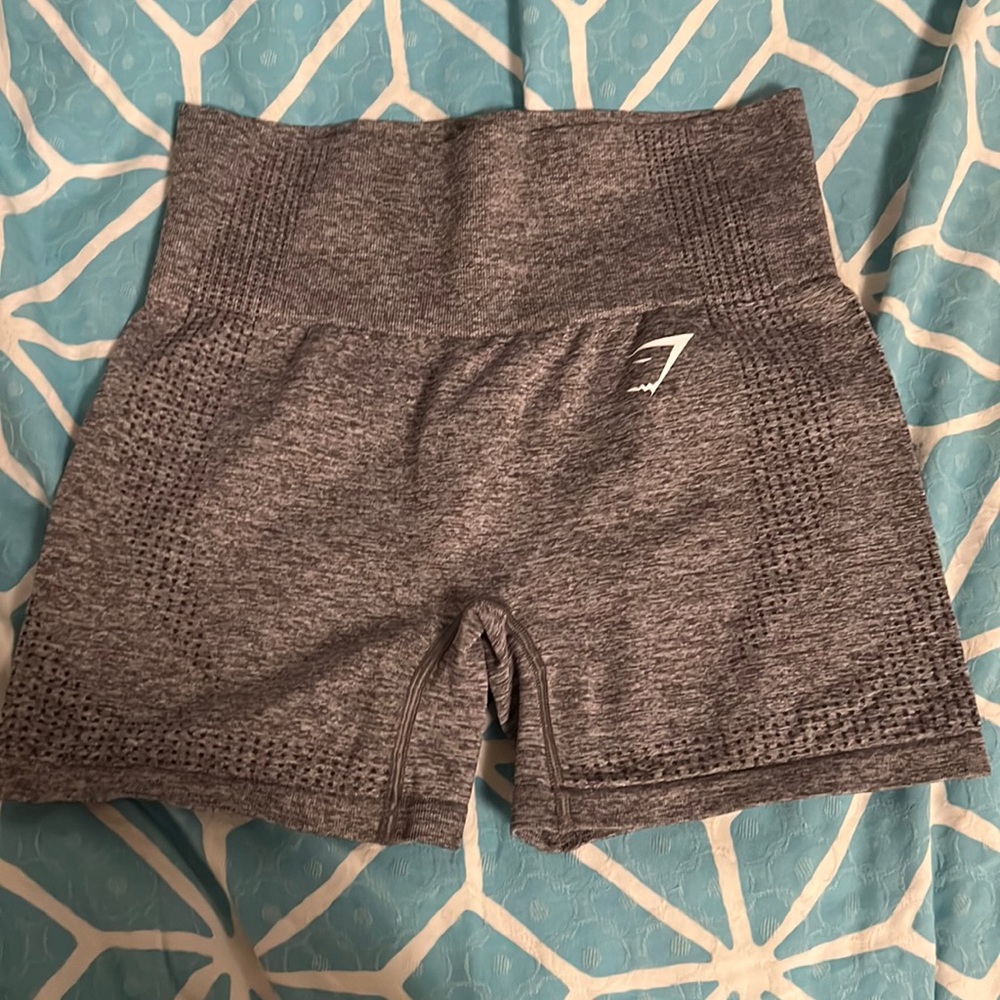 2.0 seamless gym shark shorts size medium